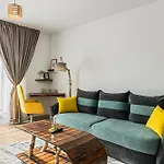 B-holiday Luxury Urban Plaza Apartment Brasov