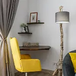 B-holiday Luxury Urban Plaza شقة