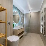 B-holiday Luxury Urban Plaza Brasov