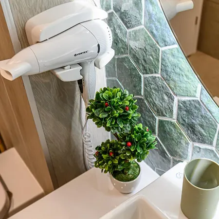 B-holiday Luxury Urban Plaza *