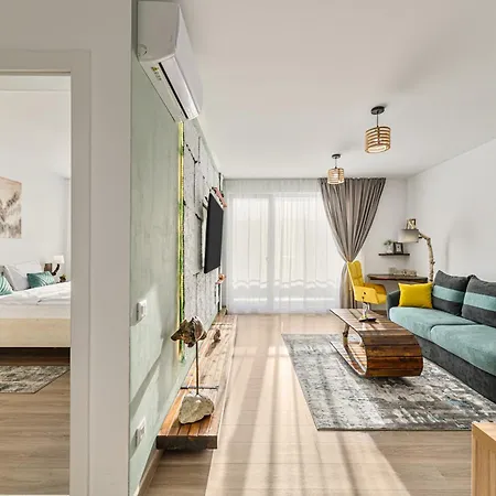 B-holiday Luxury Urban Plaza Apartament Brașov