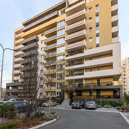 B-holiday Luxury Urban Plaza * Brasov