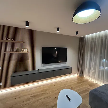 B-holiday Luxury Urban Plaza *