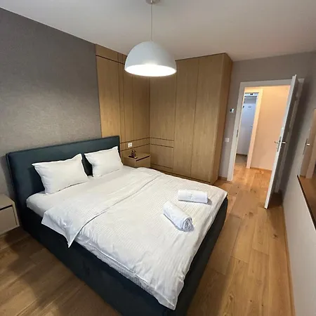 Apartment B-holiday Luxury Urban Plaza Brasov