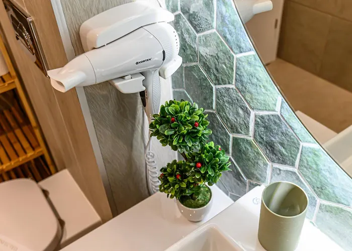 B-holiday Luxury Urban Plaza *