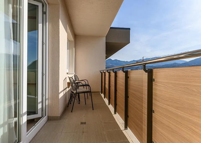 B-holiday Luxury Urban Plaza *