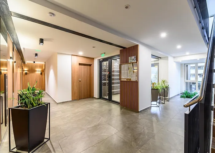 B-holiday Luxury Urban Plaza * Brasov