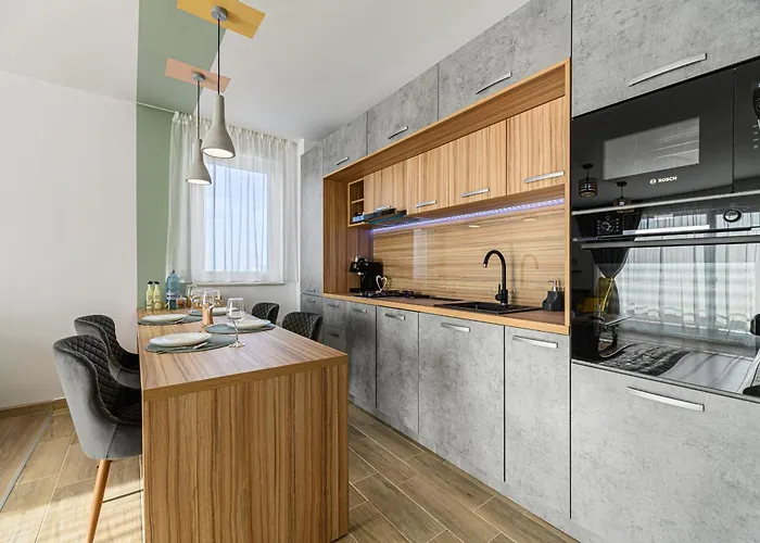 B-holiday Luxury Urban Plaza Daire *