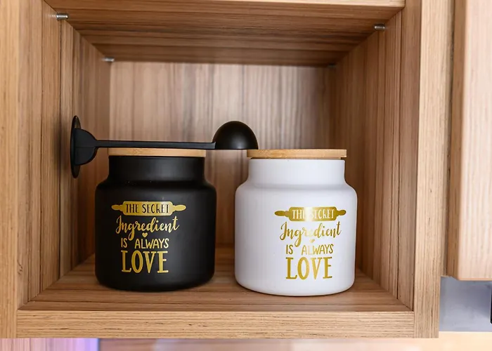 B-holiday Luxury Urban Plaza Апартаменти Брашов