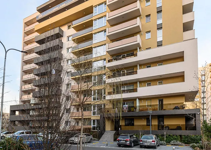 B-holiday Luxury Urban Plaza * Braşov