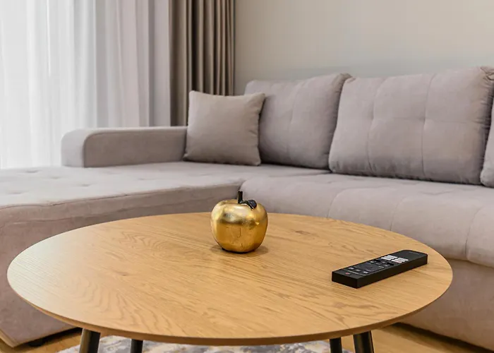 B-holiday Luxury Urban Plaza