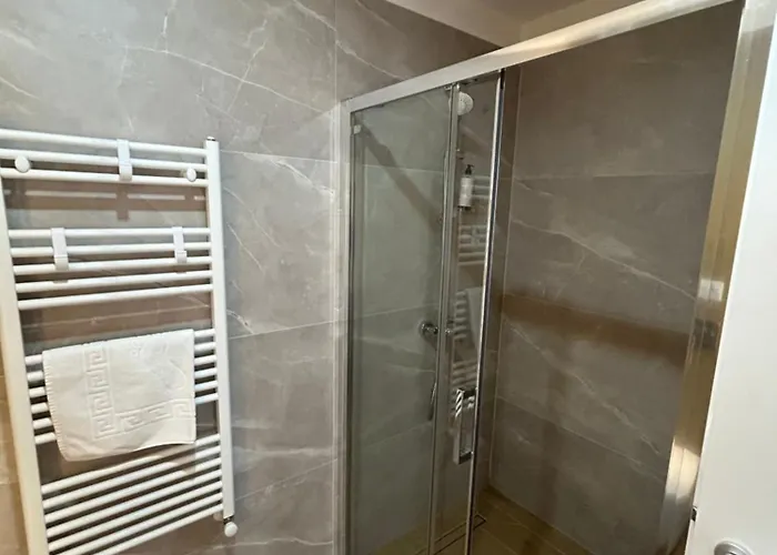 B-holiday Luxury Urban Plaza Апартаменти *