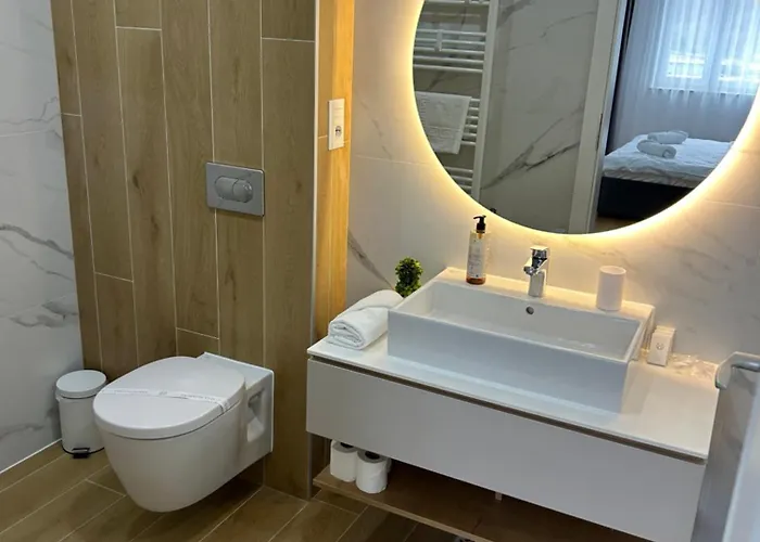 Апартаменти B-holiday Luxury Urban Plaza